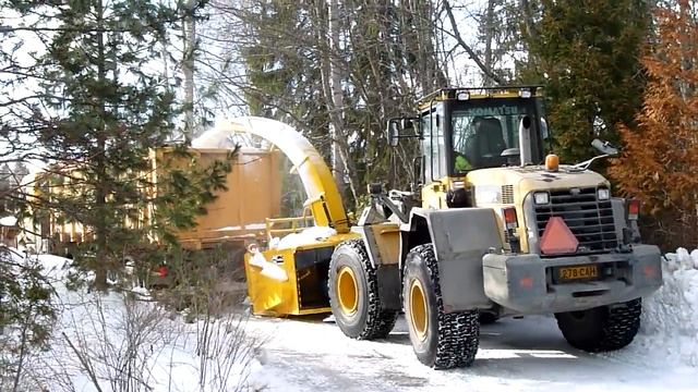Снегопогрузчик АМ 2500 003 смотреть онлайн