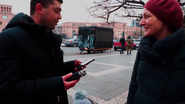 ПОСОВЕТОВАЛИ ПОВЕСИТСЯ ЧЕЛУ У КОГО ДНЮХА 30 ФЕВРАЛЯ | Смешной опрос по Еревану | Рубрика #1 смотреть онлайн