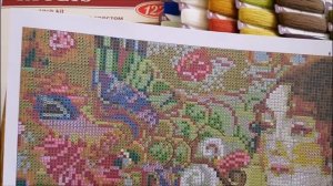 Вышивка. Обзор набора "Дама с веером"  по мотивам картины Густава Климта от фирмы"Риолис."