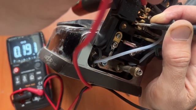 Үтікті өз қолымызбен жөндеу. смотреть онлайн