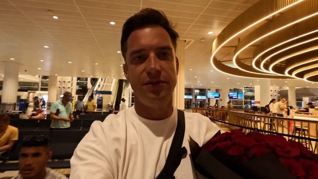 Жизнь в Дубае. Встретил Семью. Выселяют из Квартиры. Заболели Свиным Гриппом смотреть онлайн