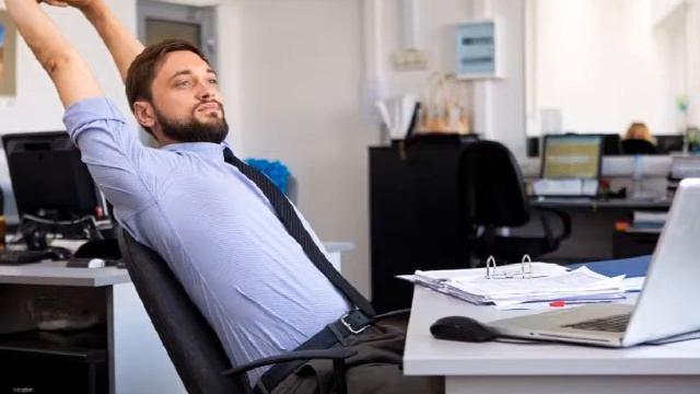 ОСЕВОЕ ВЫТЯЖЕНИЕ - ОСНОВНОЙ ЭЛЕМЕНТ ЗАЩИТЫ ПОЗВОНОЧНИКА (Курс "Здоровье позвоночника в йоге") смотреть онлайн