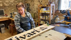 Табличка для дома на ЧПУ фрезере из дерева