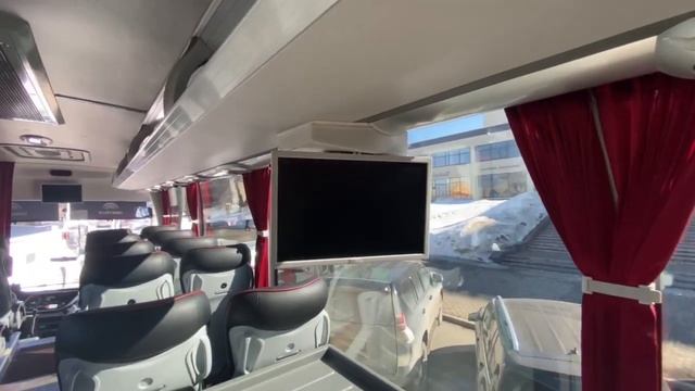 Автобус туристического класса: YUTONG смотреть онлайн