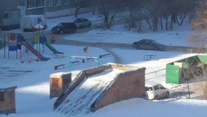 Подглядываем за соседями в окна