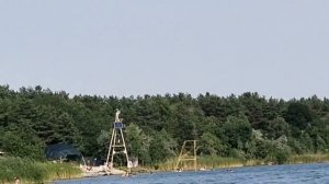 Голубое озеро Каменского (Днепродзержинск) 2021. Бесплатный пляж в сосновом лесу