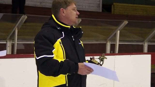 Команды хк "Серов" и хк "Металлург" показали зрителям поистине яркую игру смотреть онлайн