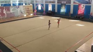 Выступление по художественной гимнастике со скакалкой во дворце спорте