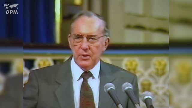 Don't Help People Who Are Not Willing To Change | Derek Prince смотреть онлайн