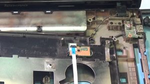 Ноутбук Lenovo G580 не включается. Разборка и ремонт