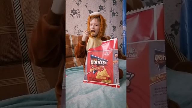 Большая еда, доритос, чипсы доритос мега большие