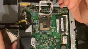 Как разобрать и почистить Lenovo ThinkCentre M90z