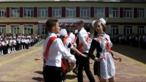 ВАЛЬС ВЫПУСКНИКОВ НА ПОСЛЕДНЕМ ЗВОНКЕ