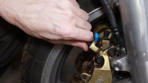 Техничка! Как установить тормозные шланги galfer k7 на мотоцикл Honda x4 / cb1300 своими руками