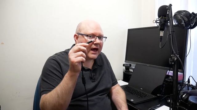 DELL XPS 9560 - The Perfect Linux Laptop? (4 Years On...) смотреть онлайн