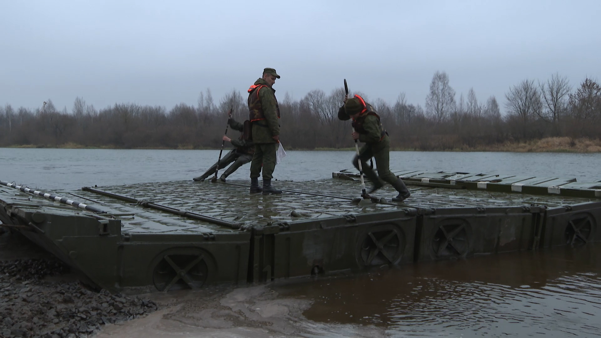 переправа через реку военные
