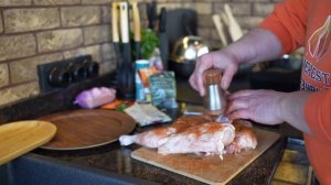 Рецепт: Шикарная копчёная курица в смокере Кудесник. Готовим на Везувий с компанией Моспечь