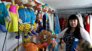 Первоклассники Уфы за кулисами театра кукол