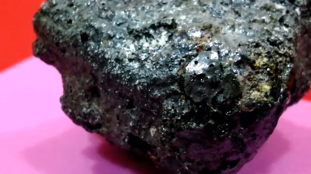Лунный метеорит - единственный редкий лунный гранитный метеорит, обнаруженный на Тайване в 2021 год