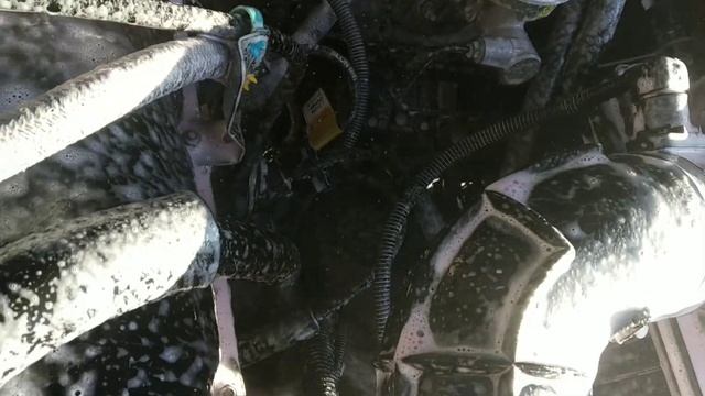Как я мою двигатель с помощью Karcher смотреть онлайн