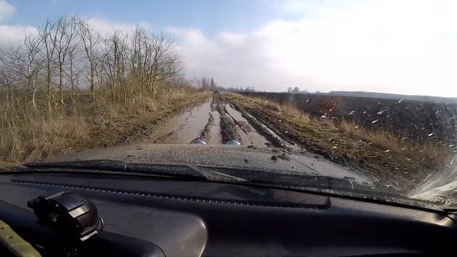 Toyota Rav4 VS Lada Niva Off-Road смотреть онлайн
