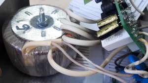 Стабилизатор  АСН-300 Н ошибка AUА - ремонт.