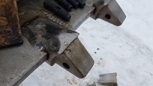 Замена коронок на гусеничном экскаваторе komatcu pc220