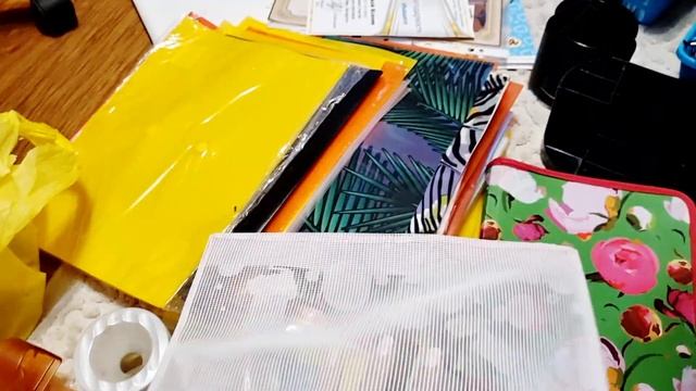 ?Канцелярия и одежда к школе 2023 ✍️ Бек ту скул 2023 смотреть онлайн