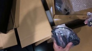 Unboxing YAESU ftdx 101 MP and microfone YAESU M-1(2)