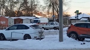 ГАЗель скорая помощь с сиреной/ambulance gazelle with siren yelp