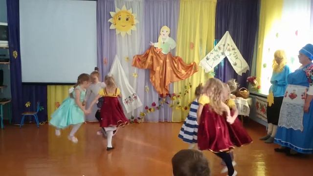 1 ноября "Праздник Осени" Ксения 6 лет. 1 ноября 2018 год. смотреть онлайн