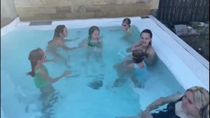 Все в бассейн станицы Ладожская. А мы с Васей отдыхать ! 17.07.23.