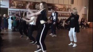 Флешмоб на Новый год.Классная зажигает!