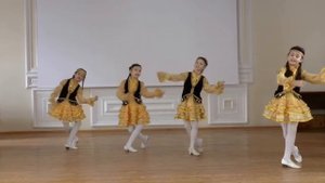 ТАНЦУЕМ КНИГУ: Детская студия при ГААНТ им. Ф.Гаскарова