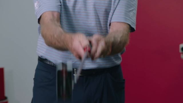 How To Grip a Putter With David Leadbetter смотреть онлайн