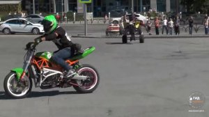 Трюки на мотоцикле и квадроцикле