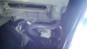 How Change Cabin Filter in MAZDA 323F Lantis Astina!