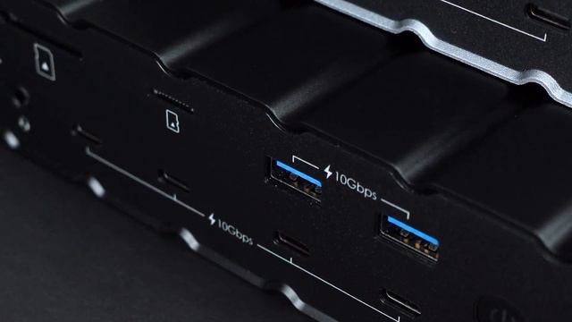 RX-4 Raiden Thunderbolt 4 Dock Announcement смотреть онлайн