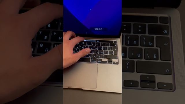 MacBook Pro m1 2020 смотреть онлайн
