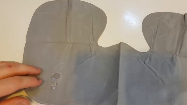 Надувная подушка серая для путешествий смотреть онлайн