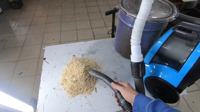 КАК сделать СТРОИТЕЛЬНЫЙ ПЫЛЕСОС за 200 рублей своими рукам??? Лайфхакер!