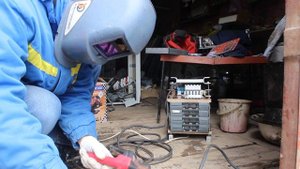 Лайфхак - СВАРОЧНЫЙ ИНВЕРТОР ИЗ ВЫПРЯМИТЕЛЕЙ 220V AC В 48V DC