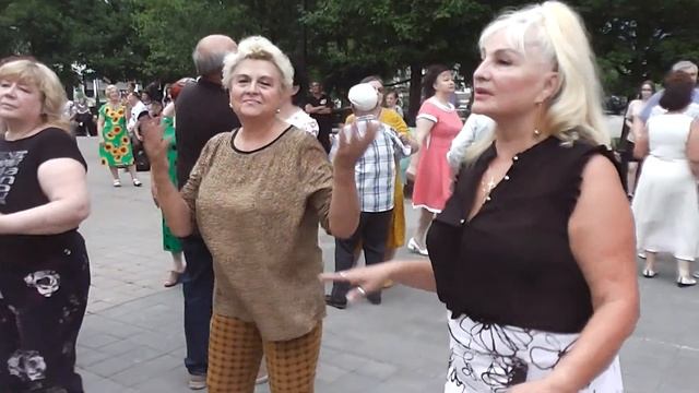 День улыбок и любви !!! смотреть онлайн