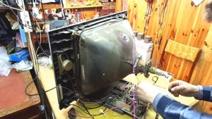 Радуга на экране. Цветные пятна на экране. Что делать? Курсы телемастеров.