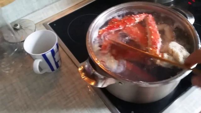 Как варить краб.. смотреть онлайн