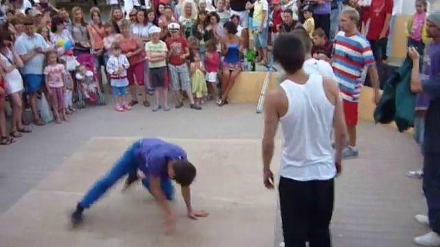 на пляже Евпатории смотреть онлайн