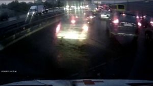 Как пропускают скорую помощь в Москве.
