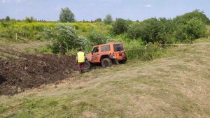 Offroad competition - Wrangler JK muddy stage with Firemax FM523