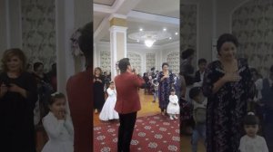 Алишер Набиев  Зарафшони хамаро хайрон кад