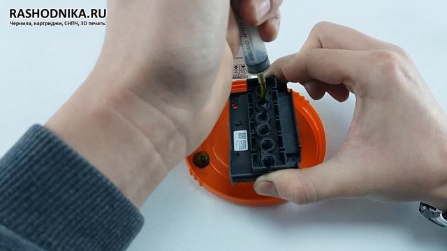 ПРОЧИСТКА EPSON L800/L805/L1800 / НЕ ПЕЧАТАЕТ И ПОЛОСИТ смотреть онлайн